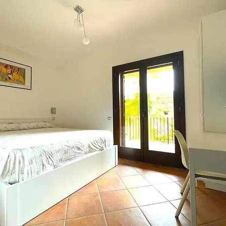 Labea * Вилласимиус