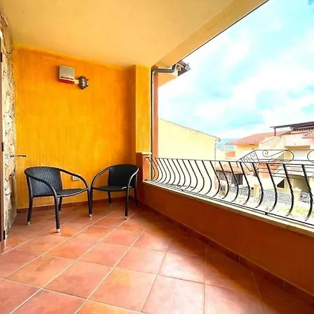 Labea Вилласимиус